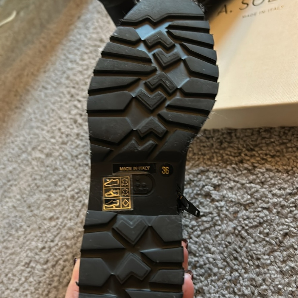 Selling basically brand new A. Soliani boots. Worn twice. $250 - Picture 2 of 9